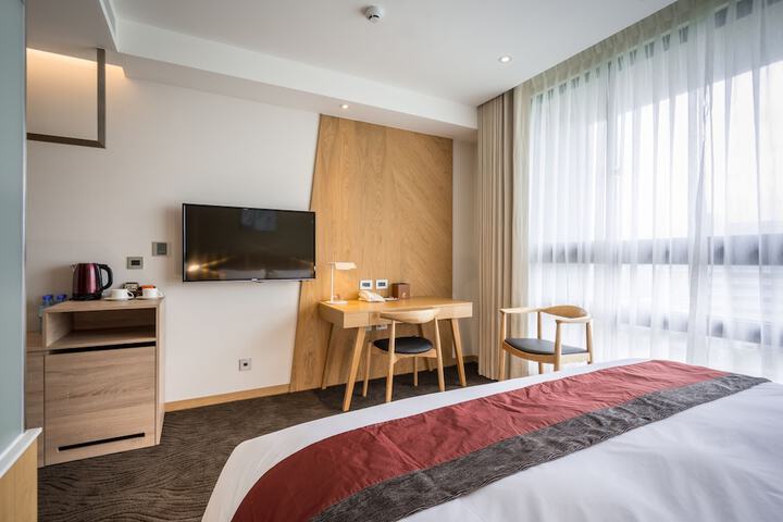 Room 10 of 58