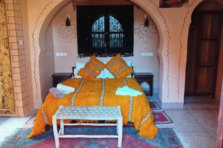 Room 2 of 20