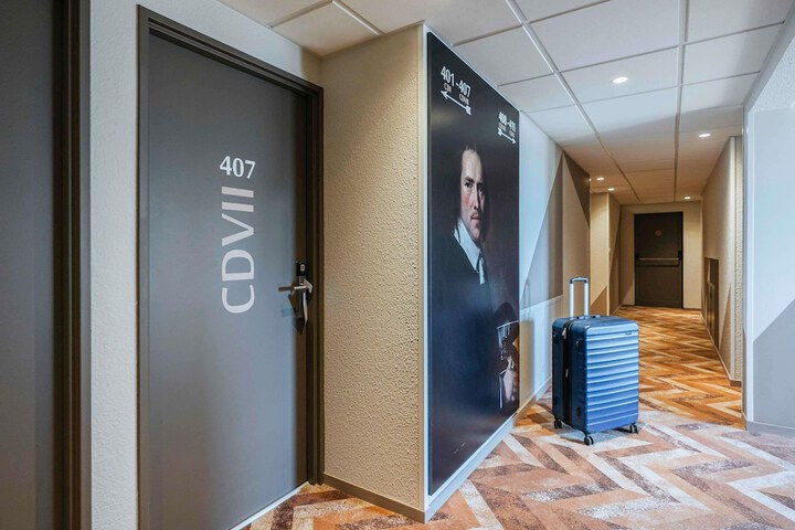 Room 9 of 55