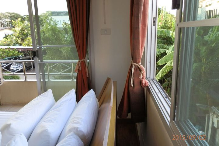 Room 13 of 79