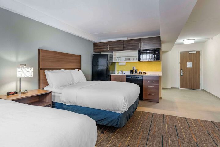 1 King Bed Suite (17 of 26)