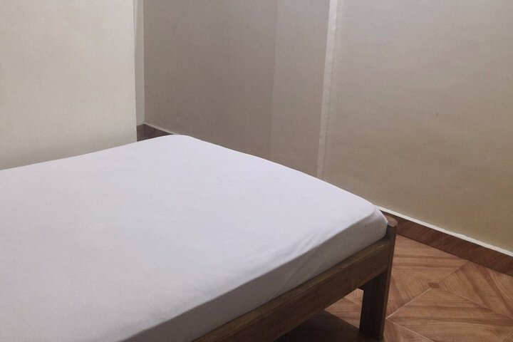 Room 2 of 17