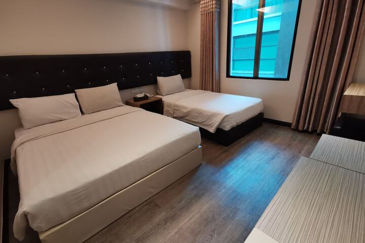 Room 14 of 31