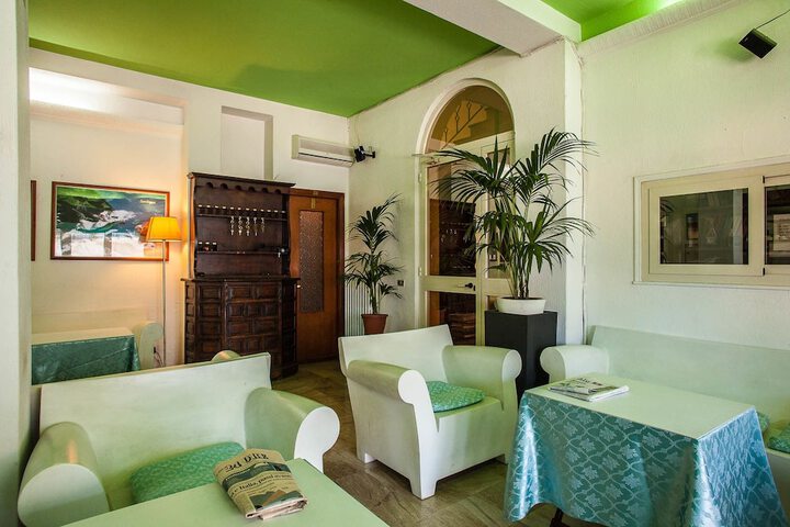 Hotel Interior 3 of 25