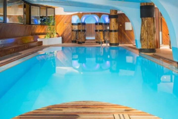 Pool 45 of 85