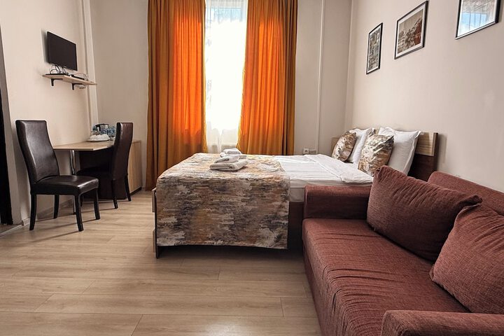 Room 29 of 86