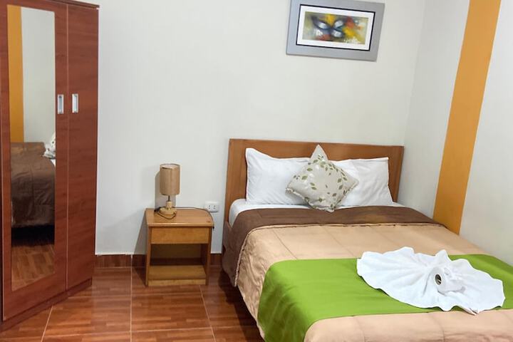 Room 15 of 28