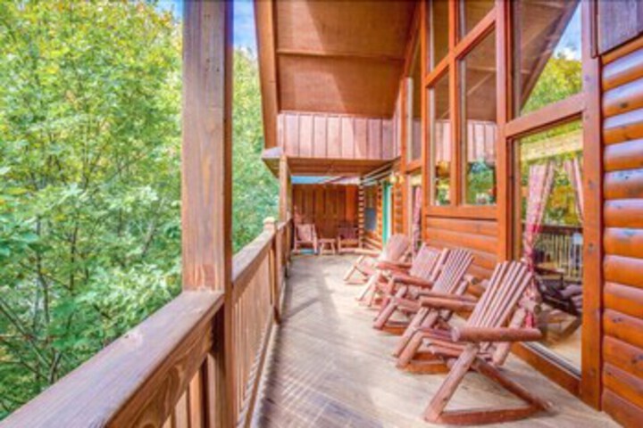 Terrace/Patio 3 of 32