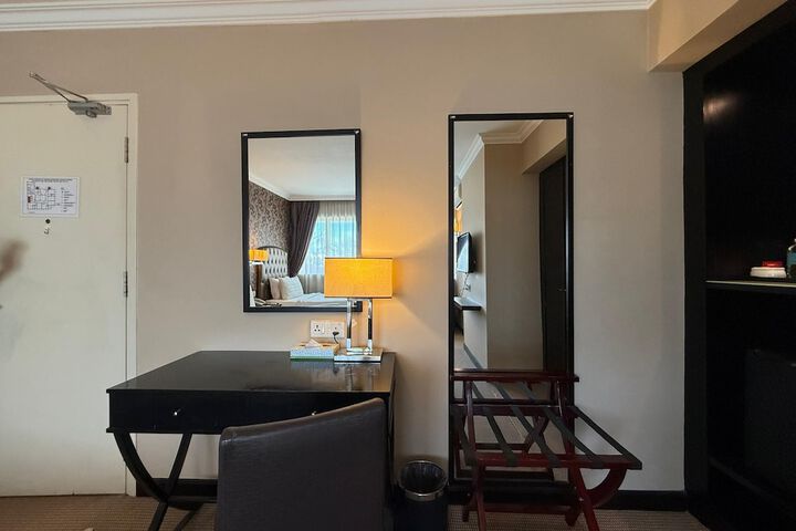 Room 47 of 97
