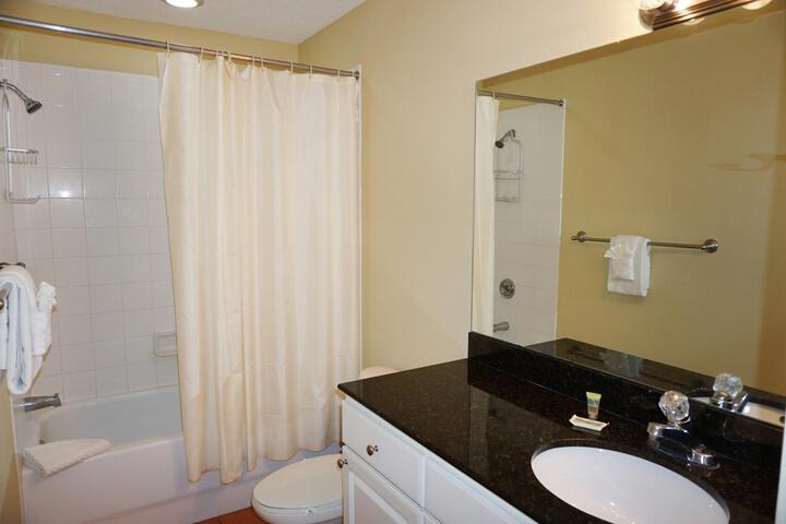 Room 20 of 132