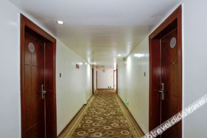 Hotel Interior 31 of 64