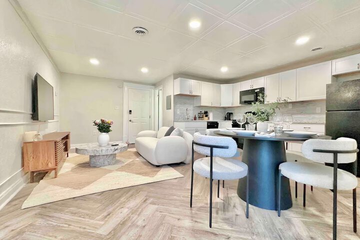 Room 51 of 75