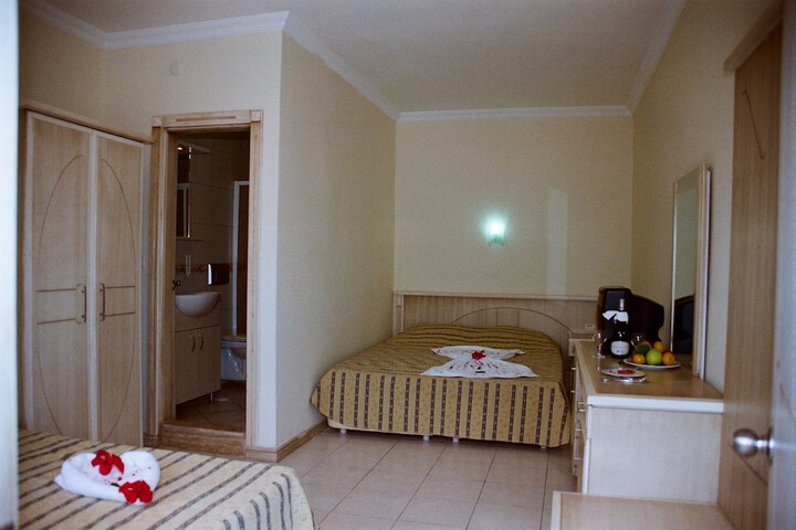 Room 10 of 46