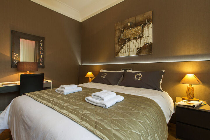 Room 2 of 82