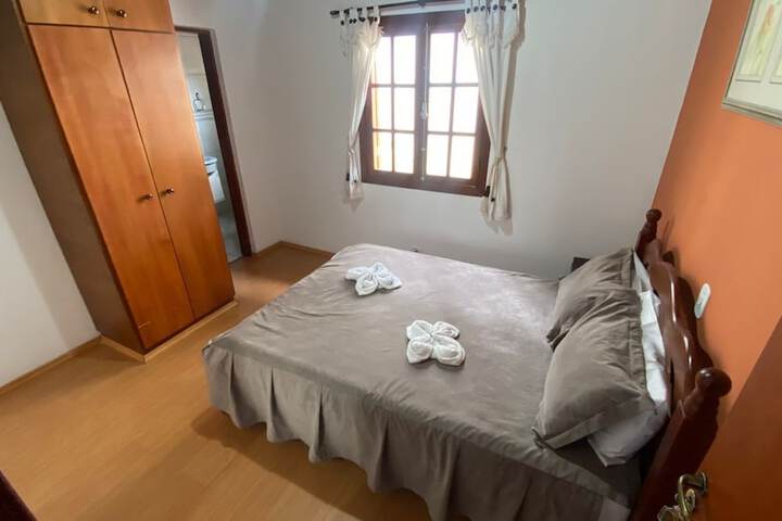 Room 2 of 21