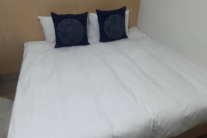 Room 33 of 55