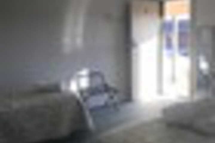 Room 14 of 156