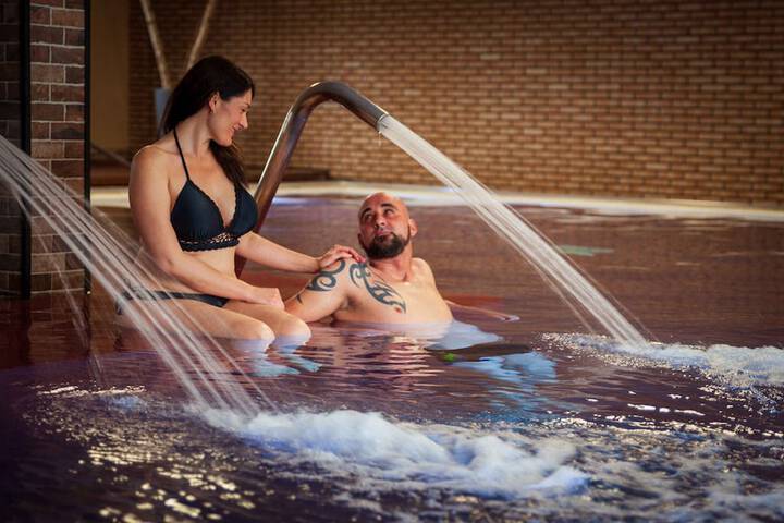 Hotel with Pool