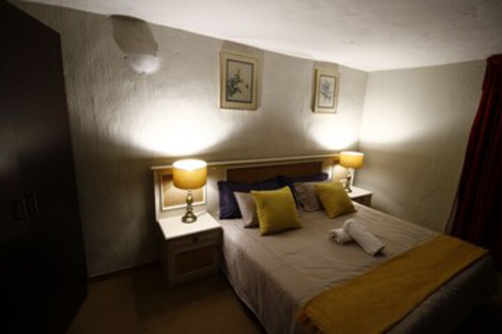 Room 16 of 27