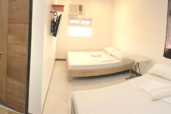 Room 9 of 45