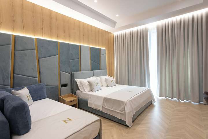 Room 14 of 249