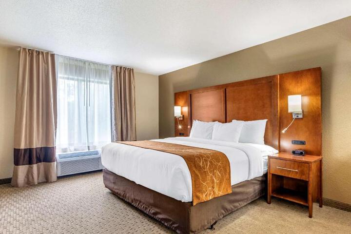 2 Queen Beds Suite Accessible (2 of 14)