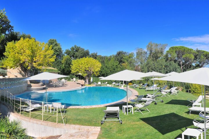 Pool 115 of 161