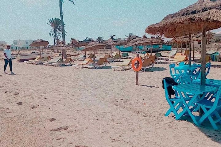 Beach 23 of 35