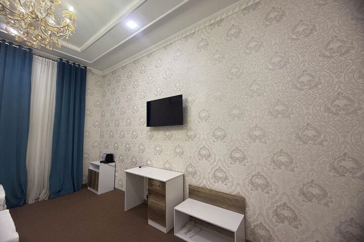 Room 43 of 107