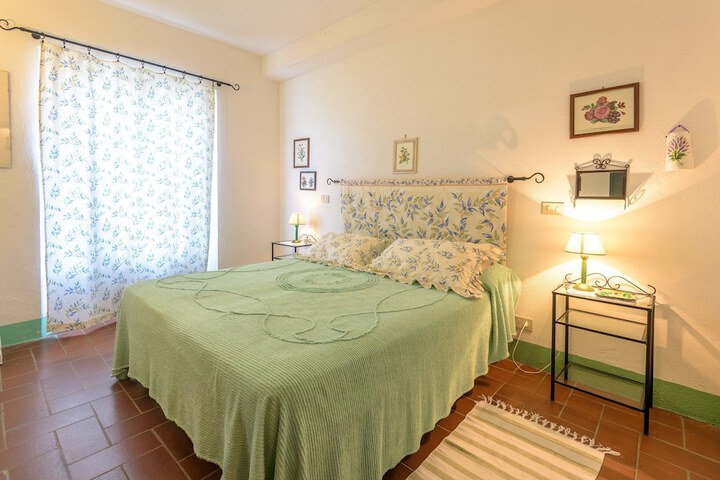 Room 3 of 13
