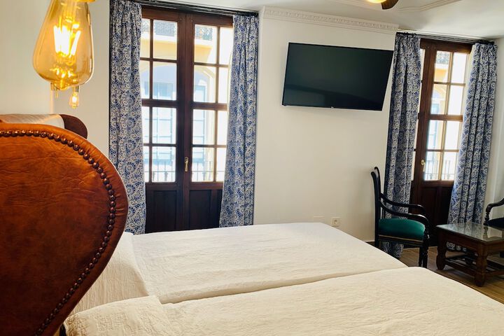 Room 53 of 74