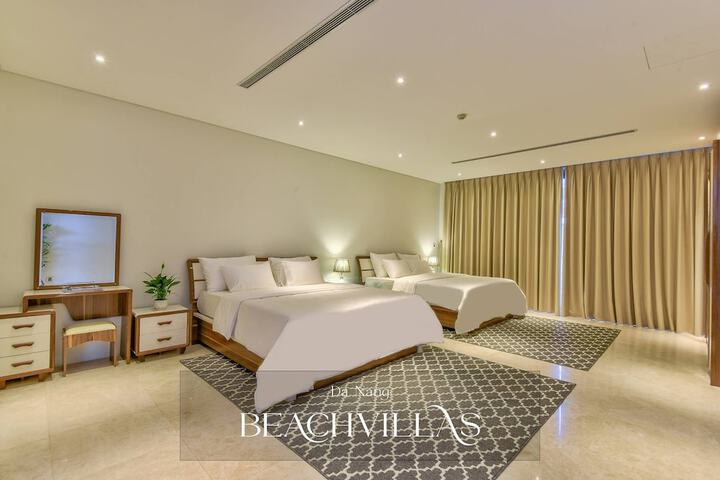 Room 6 of 15