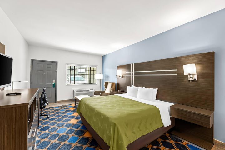 Room 18 of 55