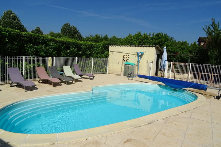 Pool 8 of 13