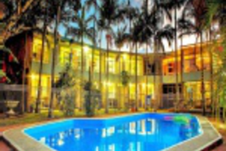 Hotel Exterior 108 of 228