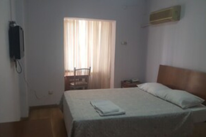 Room 38 of 50