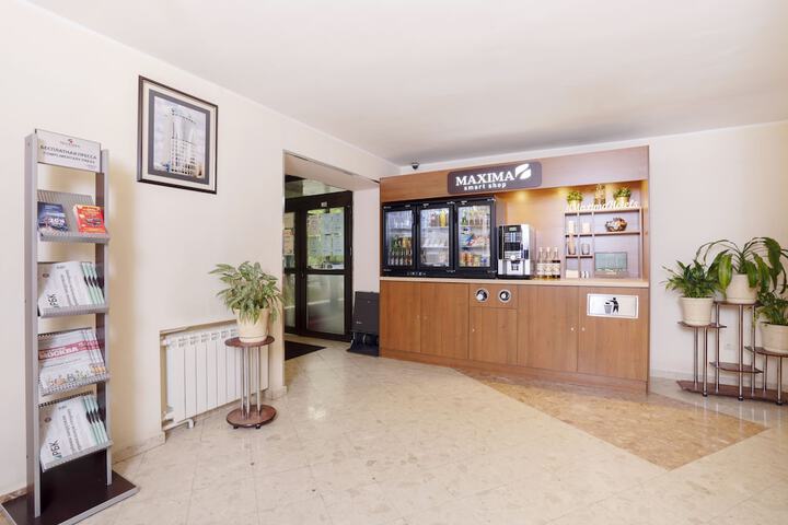 Hotel 2 of 154