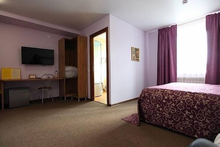 Room 47 of 93