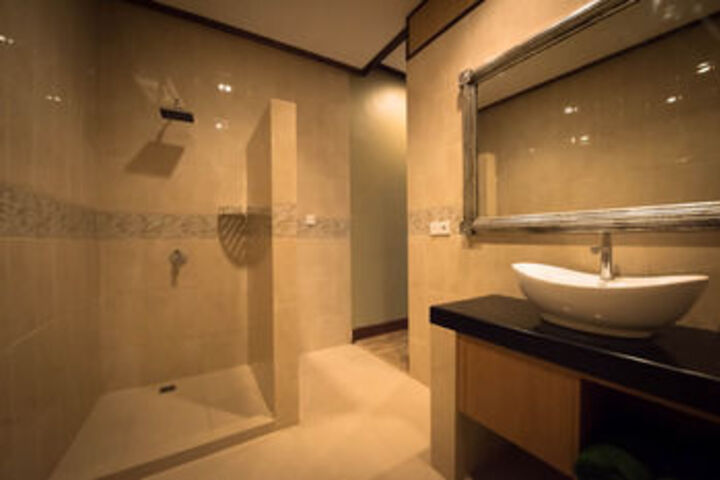Room 2 of 15