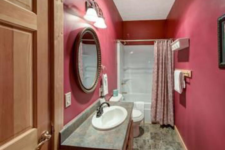 Room 3 of 23