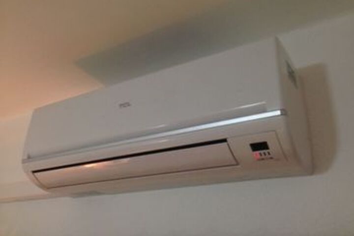 Room 15 of 23