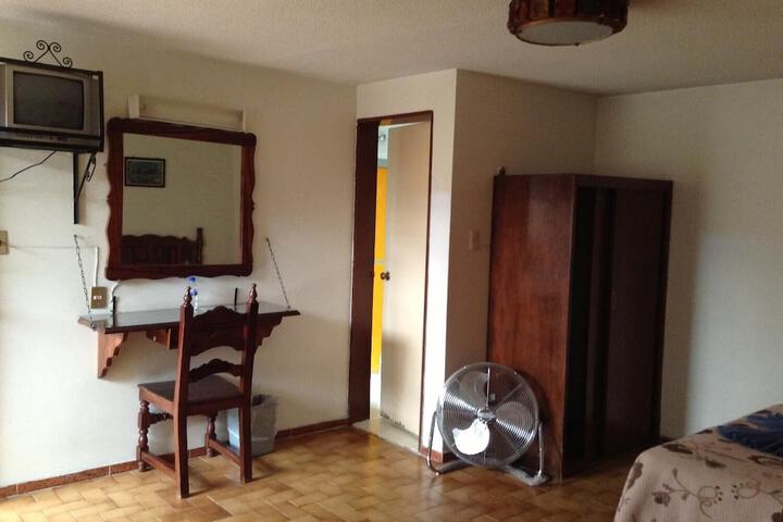 Room 12 of 42