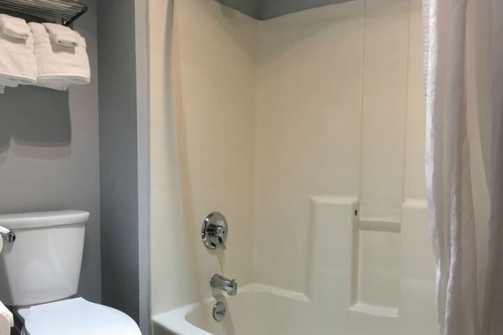 Room 7 of 15