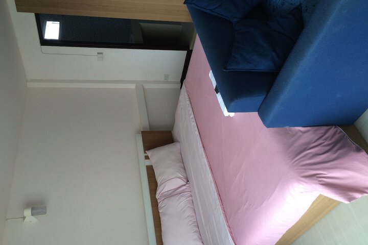 Room 25 of 72