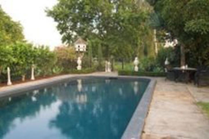 Pool 40 of 50