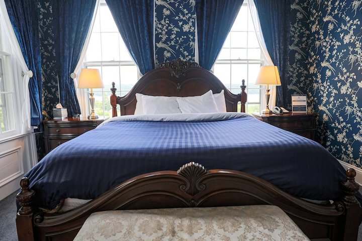 Room 40 of 128