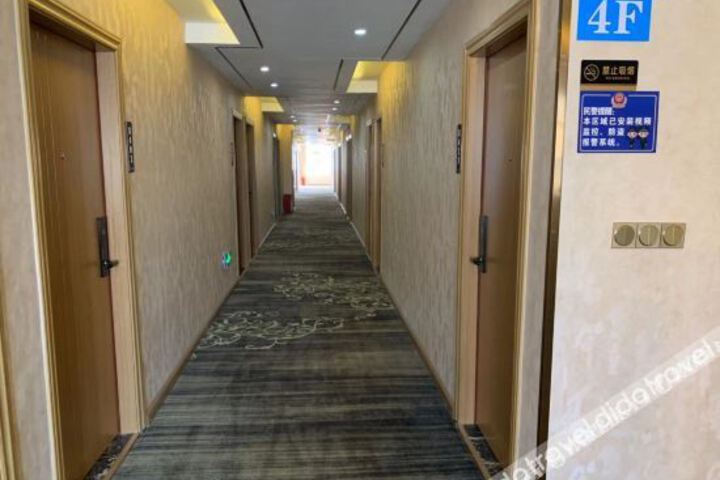 Hotel Interior 7 of 16