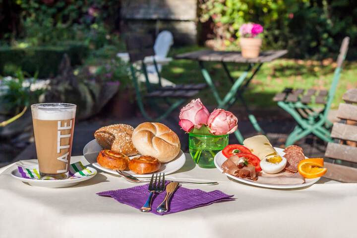 Breakfast/Coffee Service 48 of 69