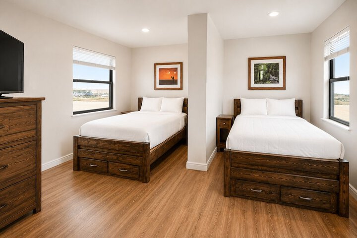 Room 14 of 37
