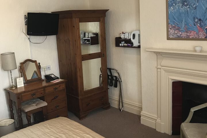 Room 8 of 69